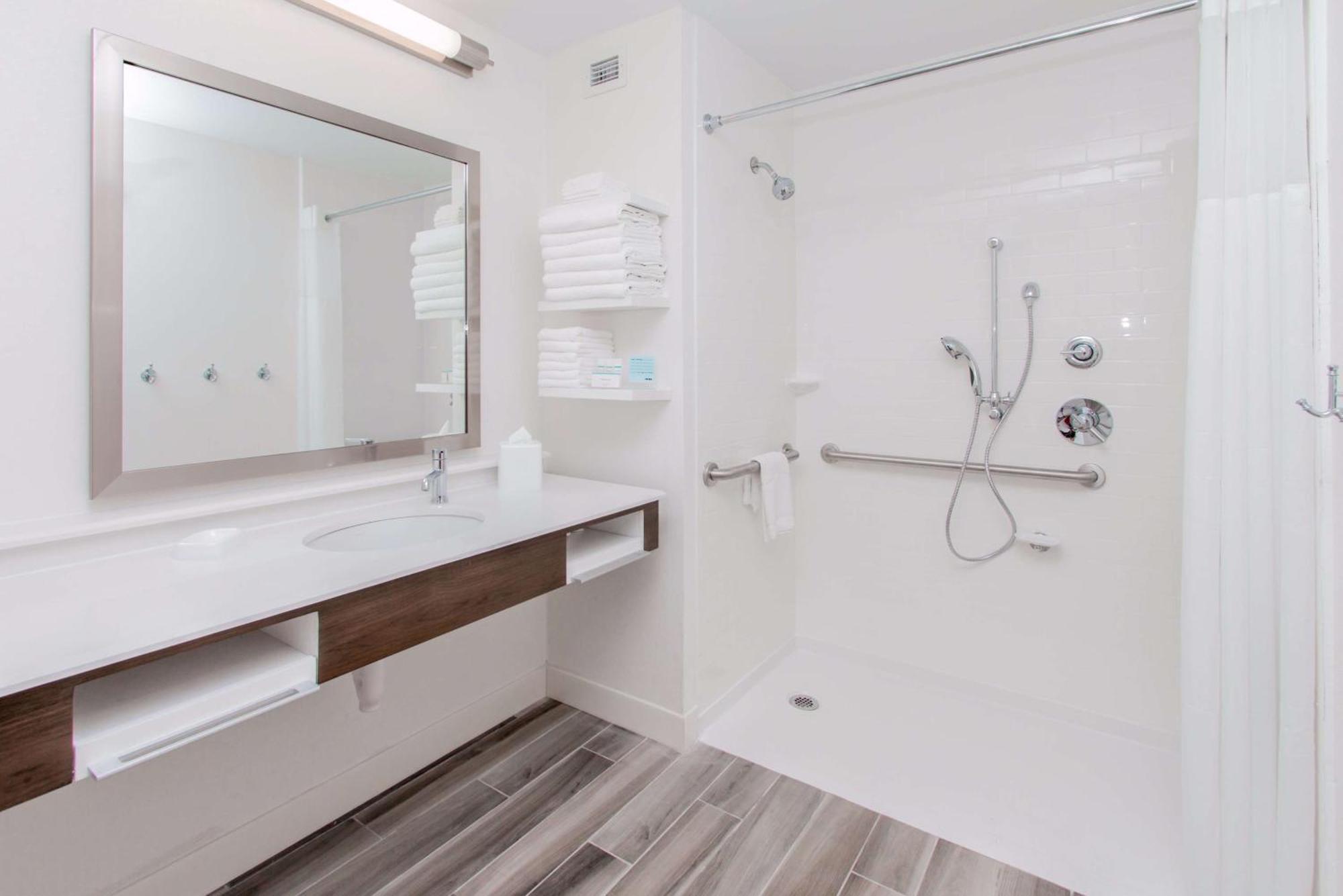 Hampton Inn & Suites Panama City Beach-Beachfront Bagian luar foto