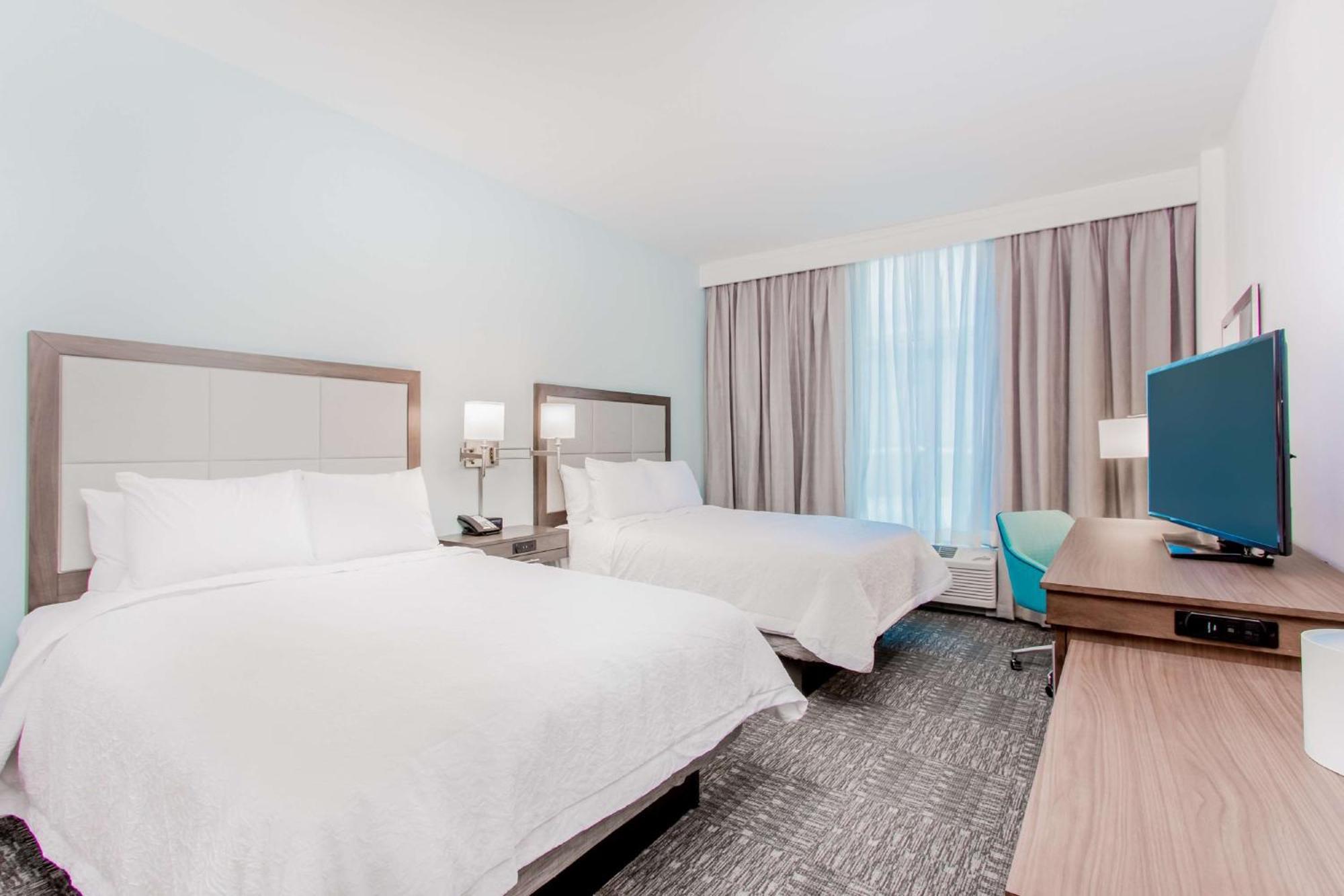 Hampton Inn & Suites Panama City Beach-Beachfront Bagian luar foto